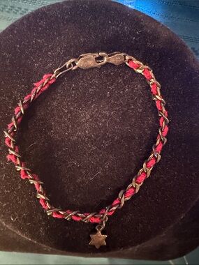 Braided Red Cord Bendel Charm Bracelet for Children